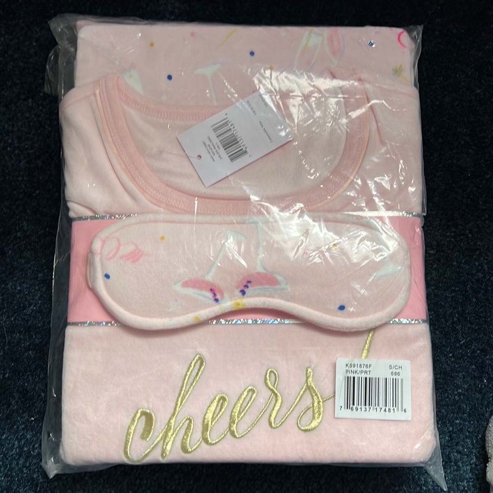 Kate Spade velour pajama set- size small